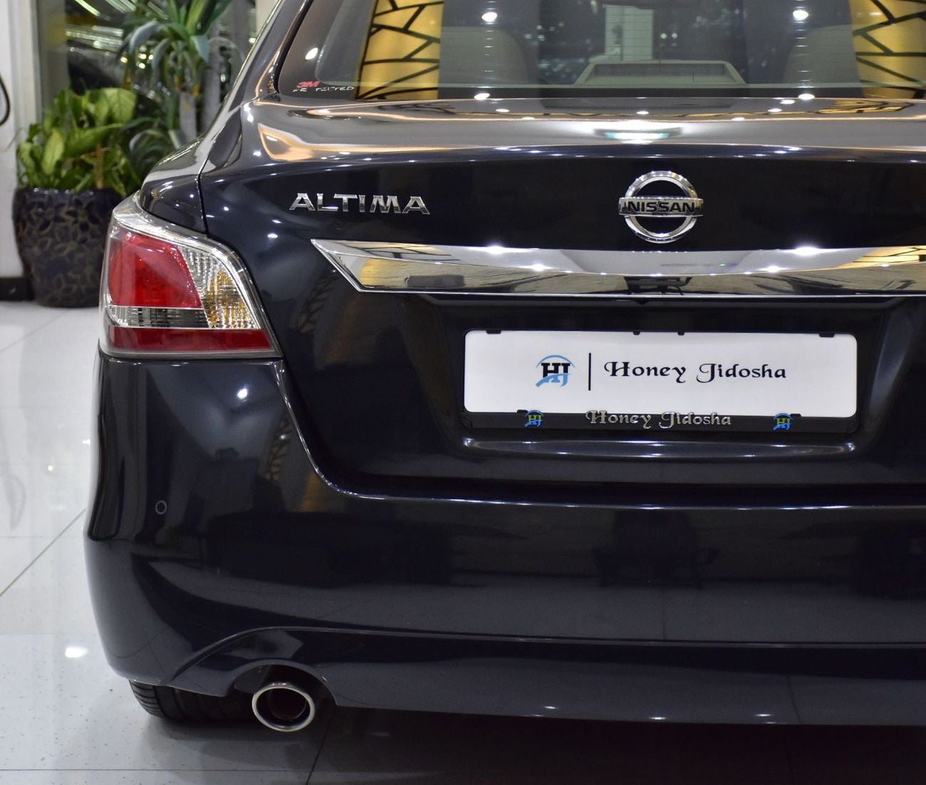 نيسان ألتيما SL EXCELLENT DEAL for our Nissan Altima SL ( 2015 Model ) in Blue Color GCC Specs