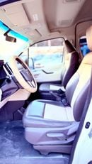 تويوتا هاياس DLS -High Roof Commuter 2.8L M/T