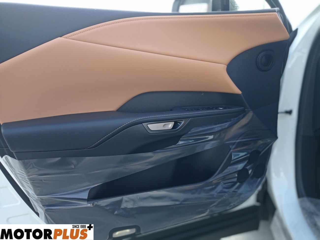 Lexus RX350h 2025 HYBRID F SPORT+ Экран на русском