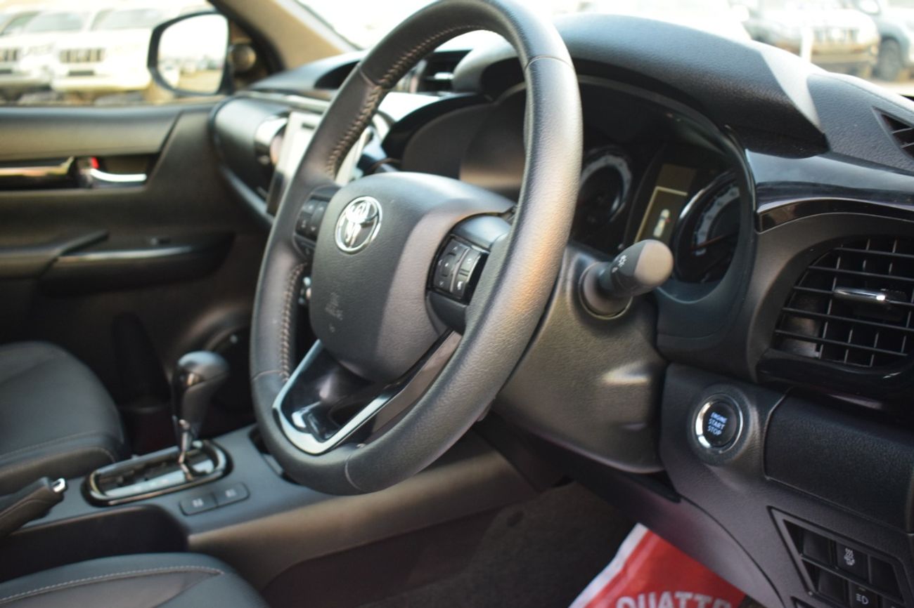 Toyota Hilux PICKUP  DIESEL  AUTOMATIC FULL GEAR OPTIONE (RUGGED)  2.8L 4X4 RIGHT HAND DRIVE