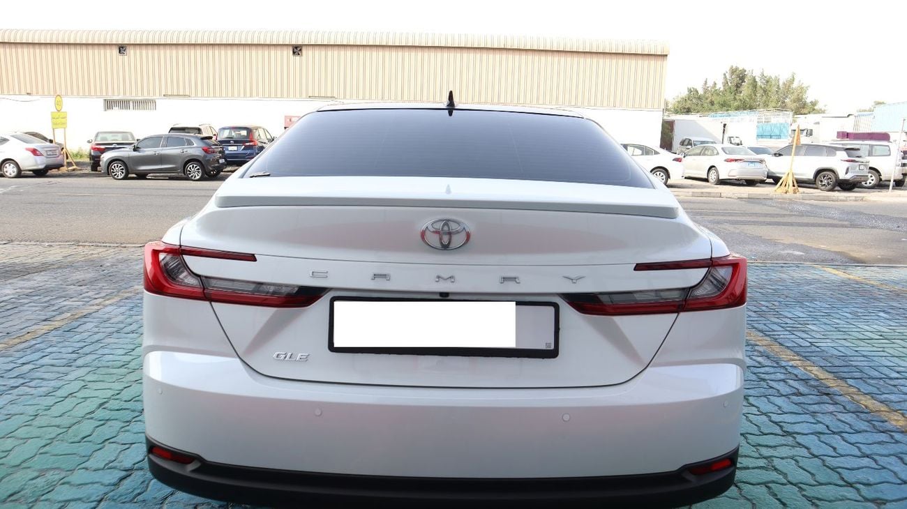 تويوتا كامري GLE 2.5L