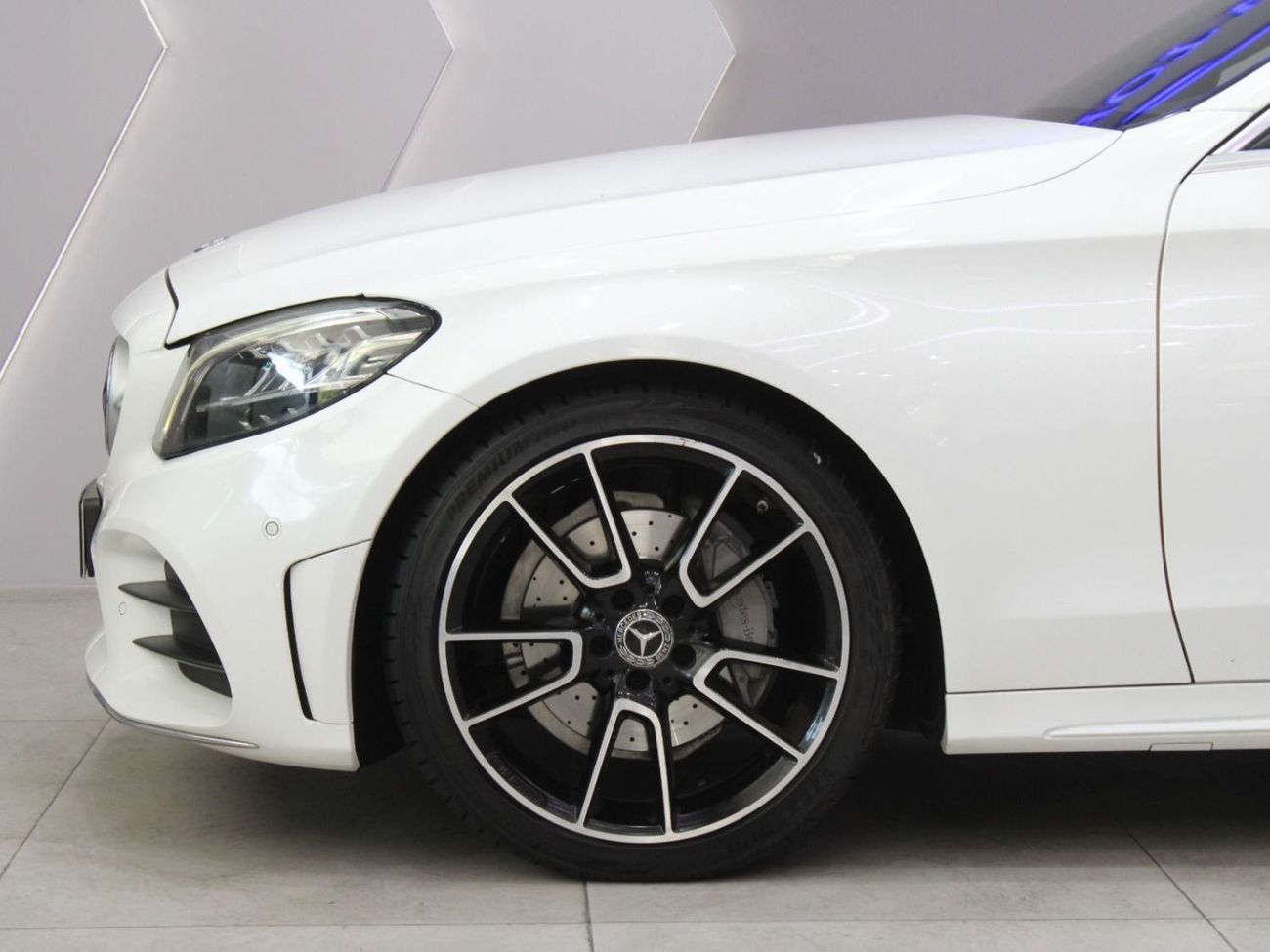 مرسيدس بنز C 200 افانتجارد