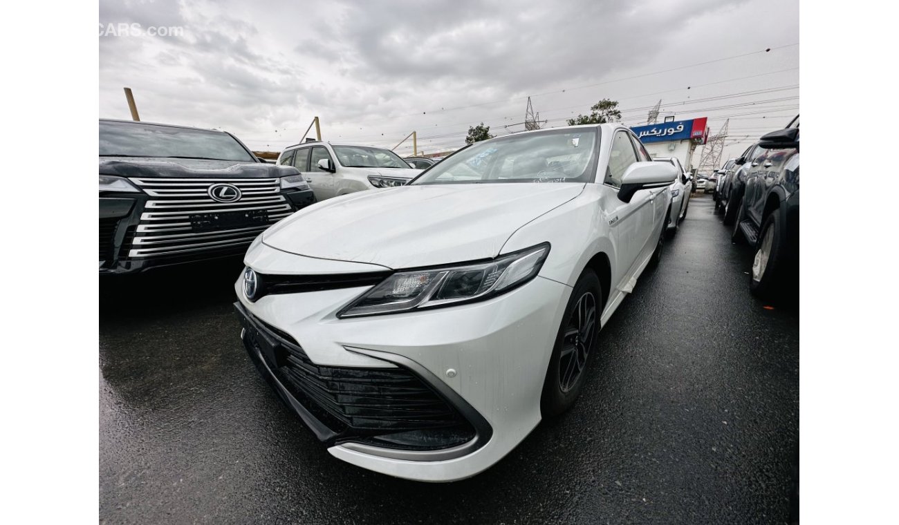 Toyota Camry LE Hybrid 2.5L Automatic