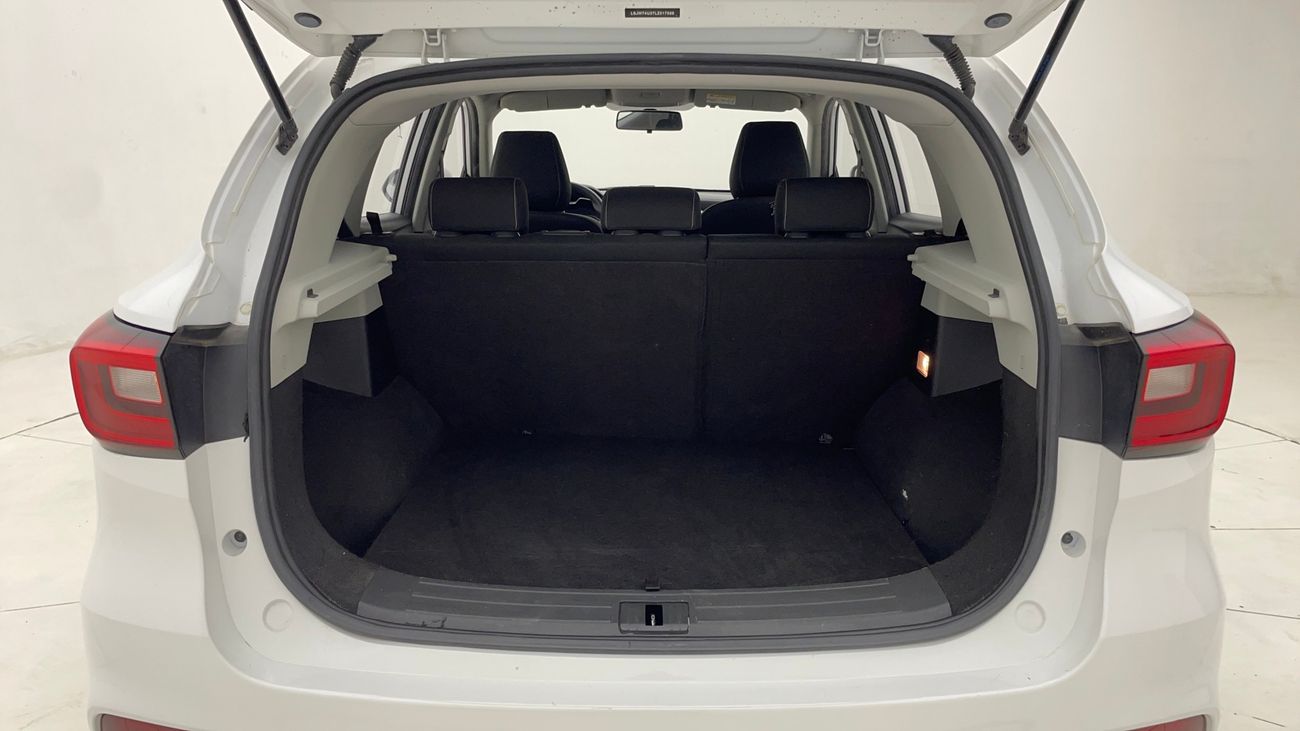 أم جي ZS STD 1.5 | بدون دفعة مقدمة | اختبار القيادة في المنزل