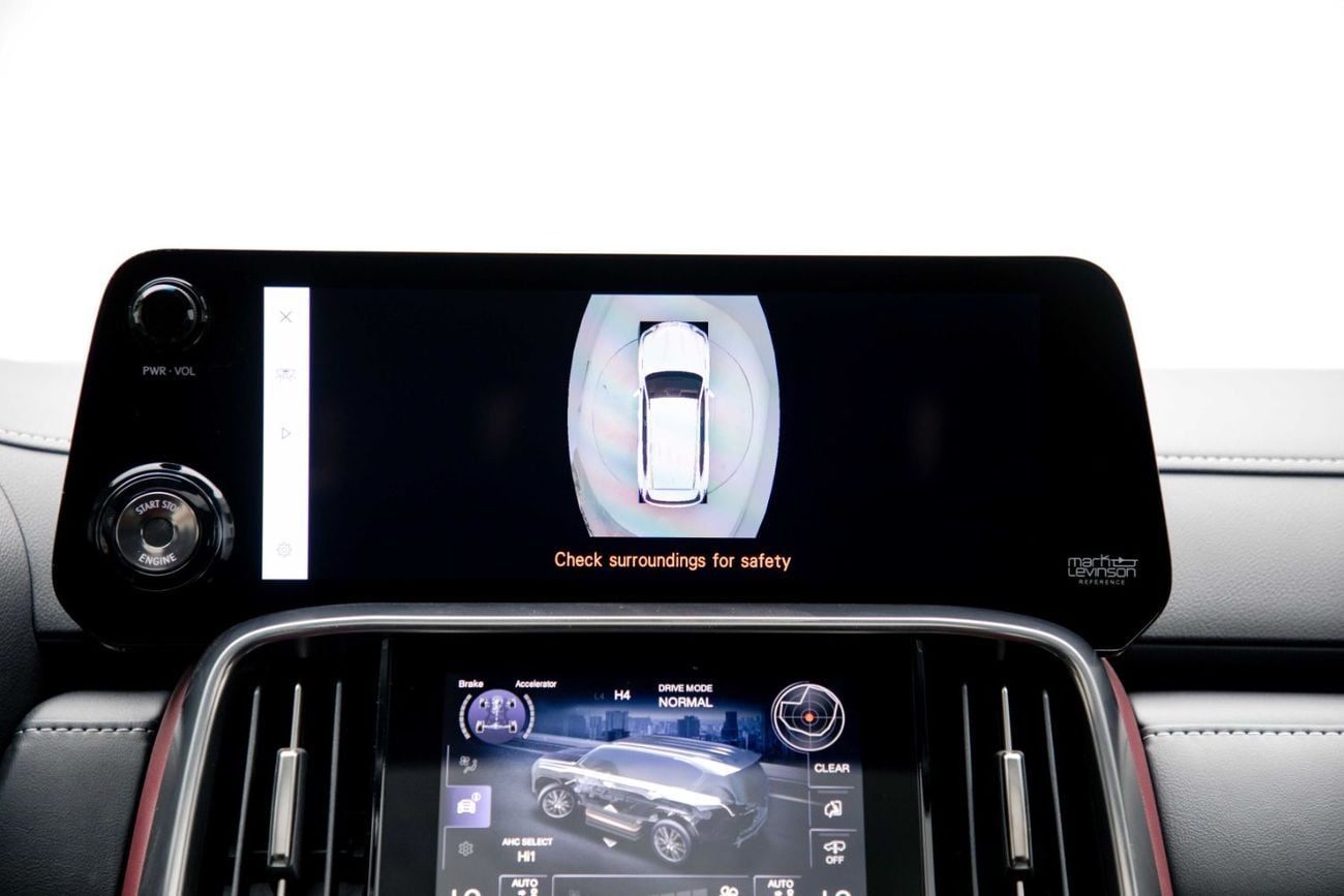 Lexus LX 600 Signature 3.5L - Sonic Quartz Inside Red | Export Only