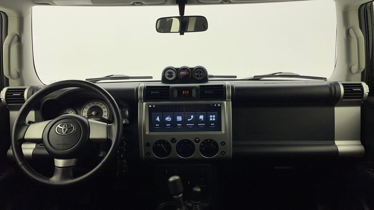 Toyota FJ Cruiser GXR 4 | Zero Down Payment | Home Test Drive