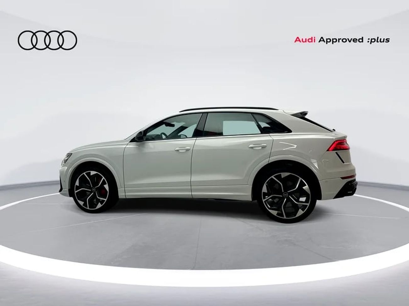 Audi RS Q8 quattro 600hp Black-Red Edition (Ref# 052046)