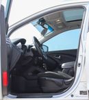 Hyundai Tucson SE 2.0L AWD Hyundai Tucson 2.0L 4WD 2015 GCC accident-free in excellent condition