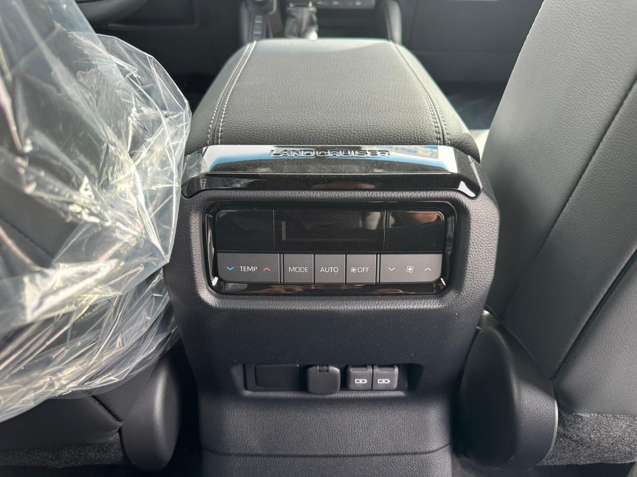 Toyota Prado Adventure Mono Tone 2.4T