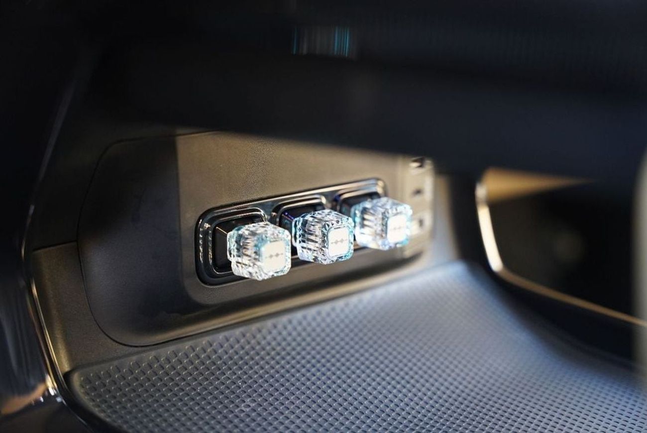 بي واي دي ليوبارد 5 2025 BYD Leopard 5 Pilot Edition Black AWD 0Km