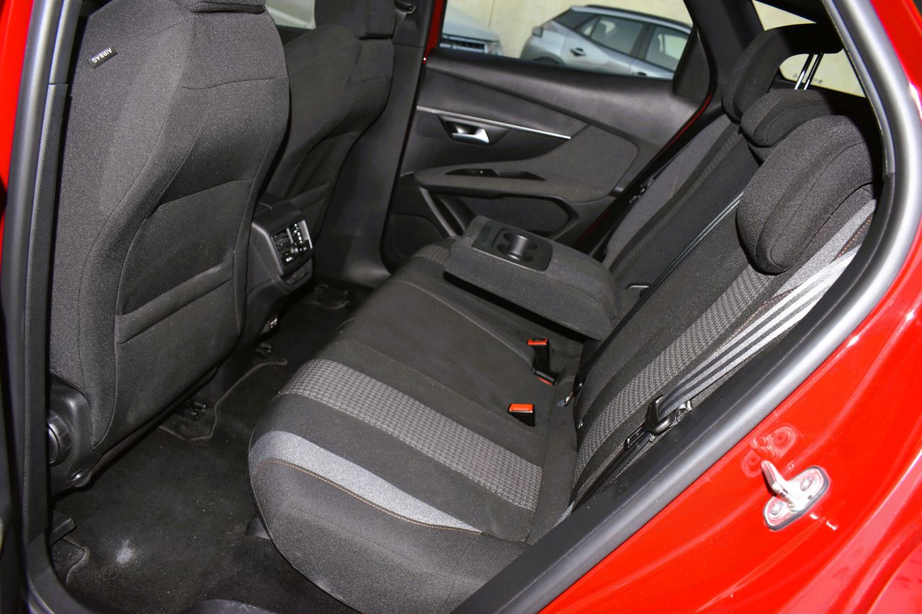 Peugeot 3008 AED 1199 PM | 1.6L ACTIVE GCC AGENCY WARRANTY UP TO 2026 OR 100K KM