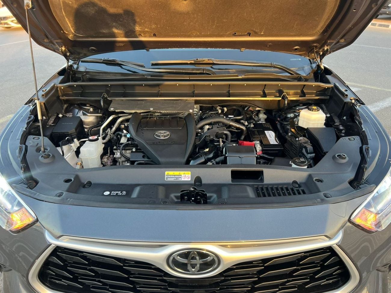Toyota Highlander LE HEV 