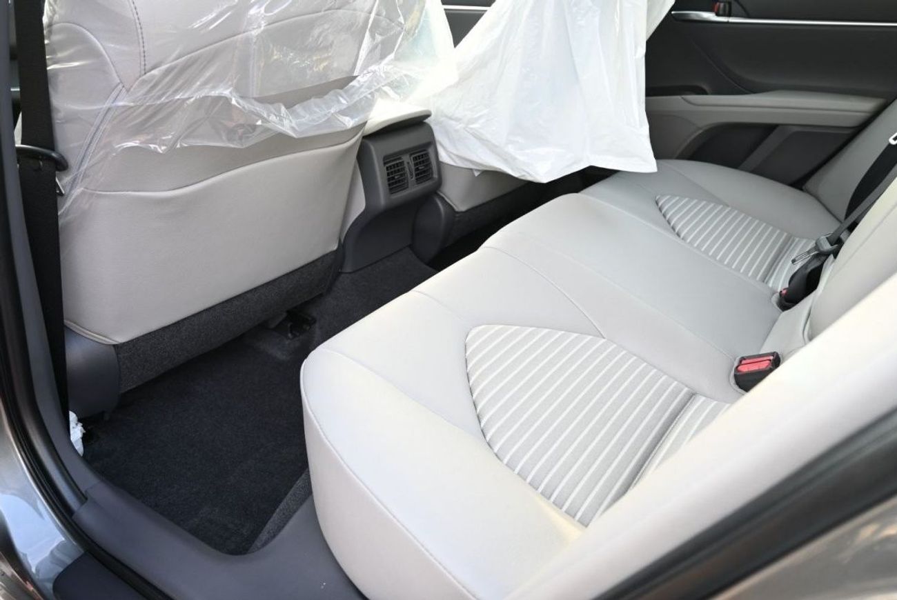 Toyota Camry Toyota Camry SE 2.5L Petrol, Sedan, FWD, 4 Doors, Cruise Control, Sunroof, Driver Electric Seats, Le