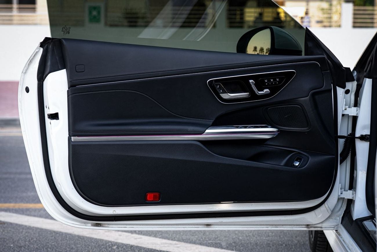 Mercedes-Benz CLE 200 Cabriolet UNDER WARRANTY