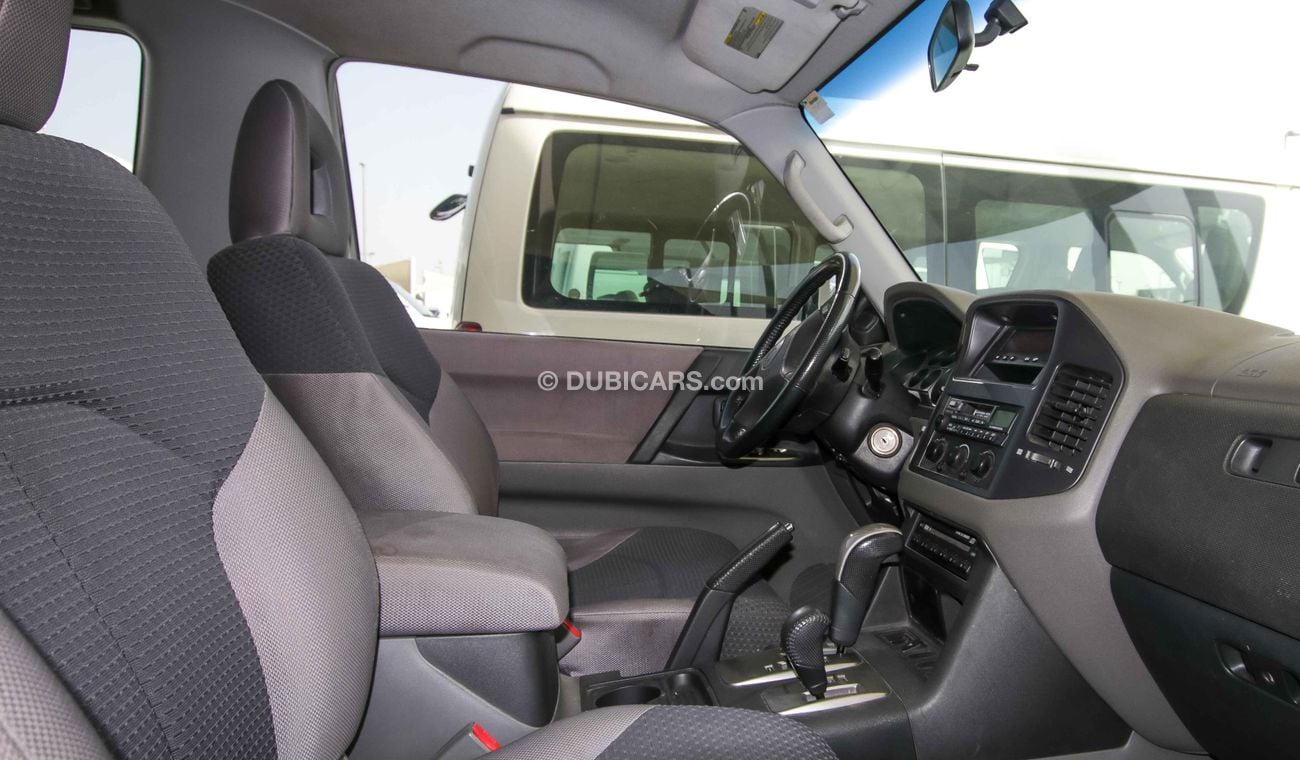 Mitsubishi Pajero GLS V6