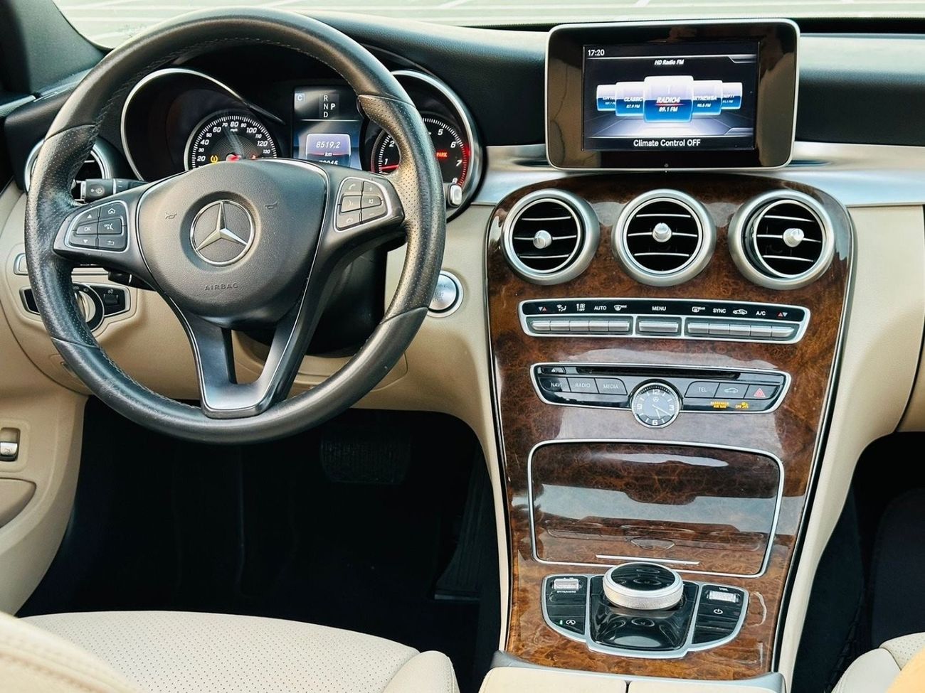 Mercedes-Benz C 300 Luxury MERCEDES C300 MODEL 2018 FULL OPTION