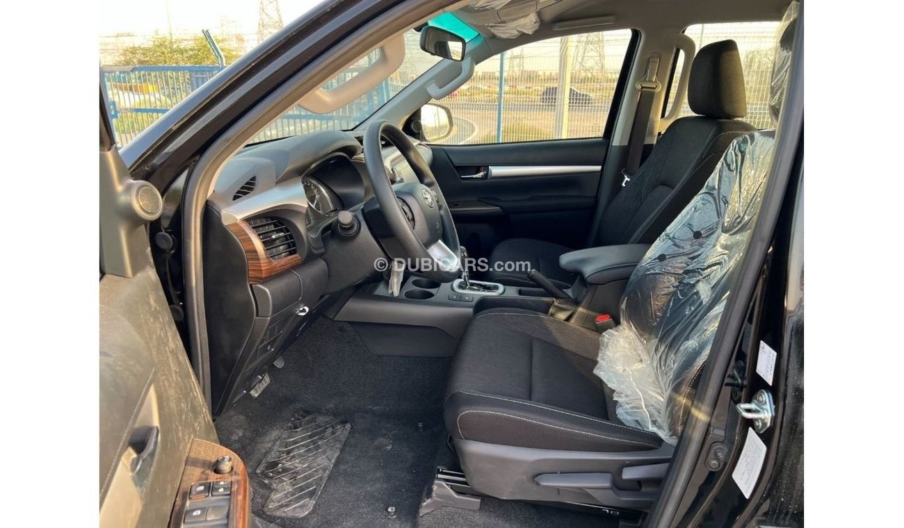Toyota Hilux S GLX Double Cab 2.8L 4-Cyl Diesel (Full-Option)