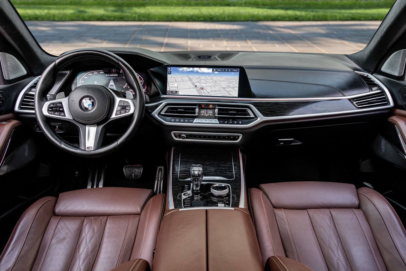 بي أم دبليو X7 X7 M50i M Sport Pro | 4,211 P.M | 0% Downpayment | BMW WARRANTY