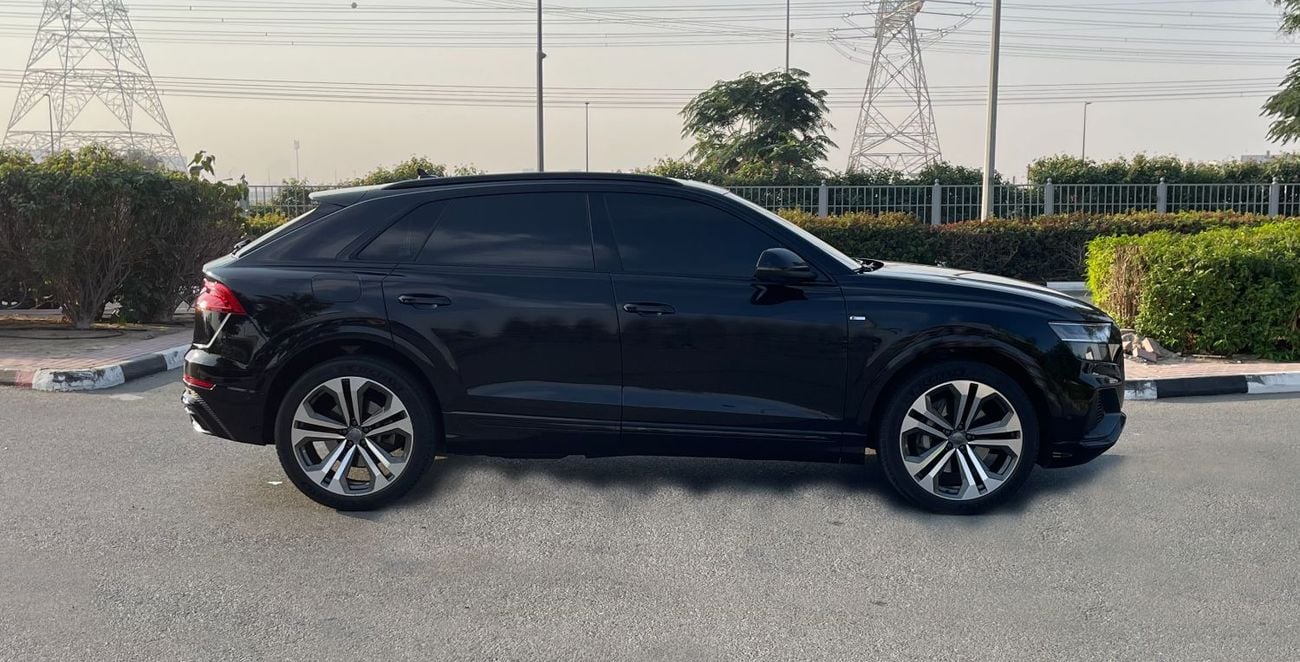 أودي Q8 55 TFSI quattro S-Line 3.0L (340 HP)