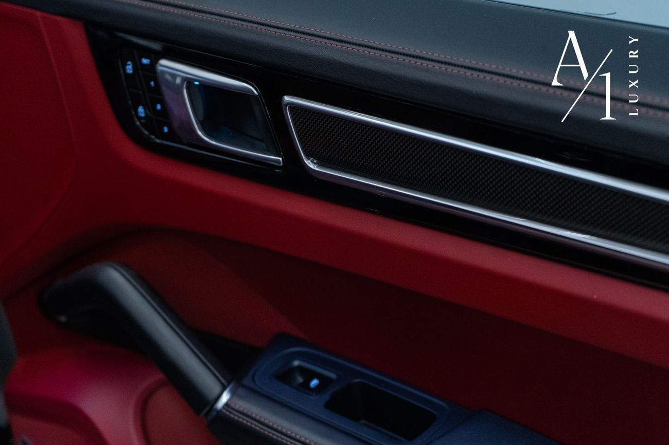 Porsche Cayenne GTS Coupe 2023 Porsche Cayenne GTS, Warranty, Sport Chrono Package, Full Options, GCC