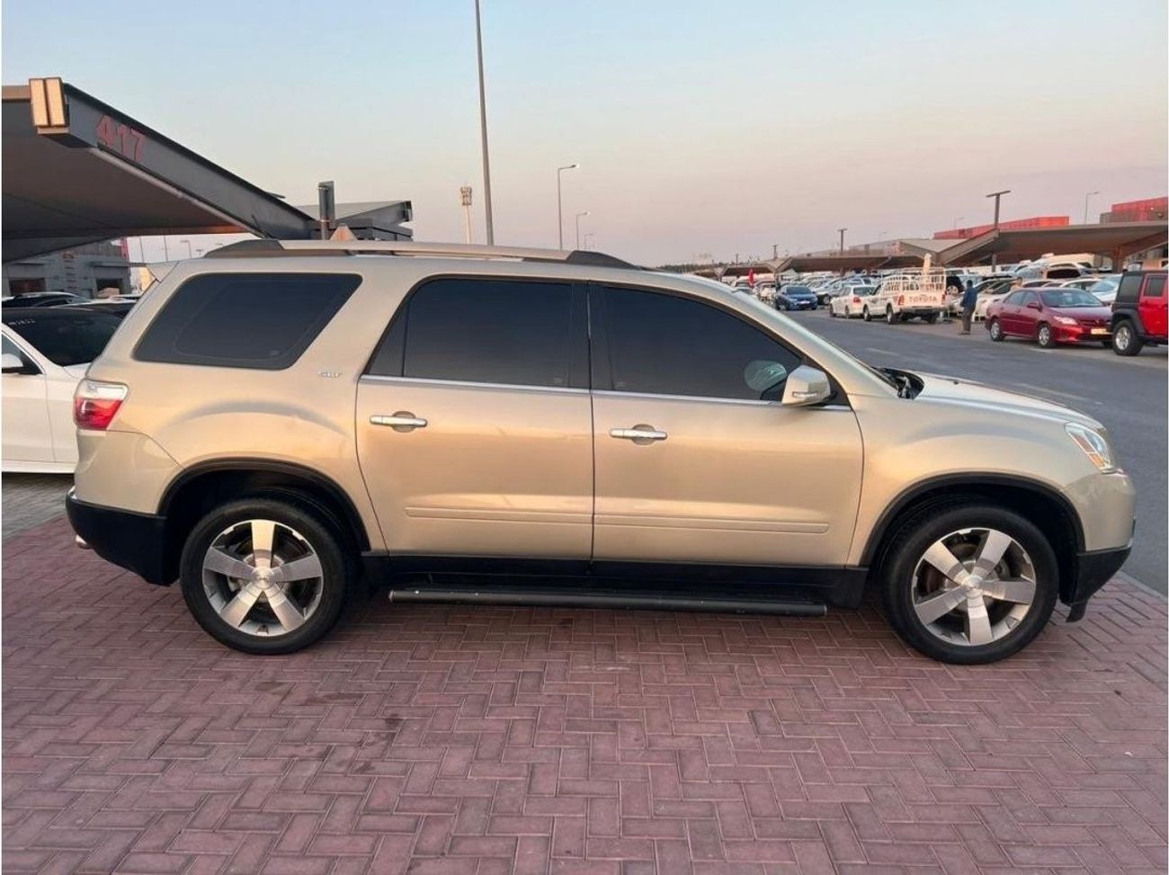 GMC Acadia Full option ‏خليجي