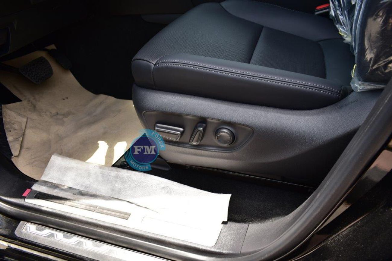 Toyota Land Cruiser 300 GXR V6 3.3L Diesel 7 Seat Automatic Full Option