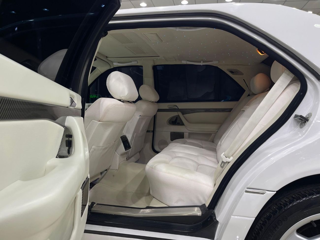 مرسيدس بنز S 600