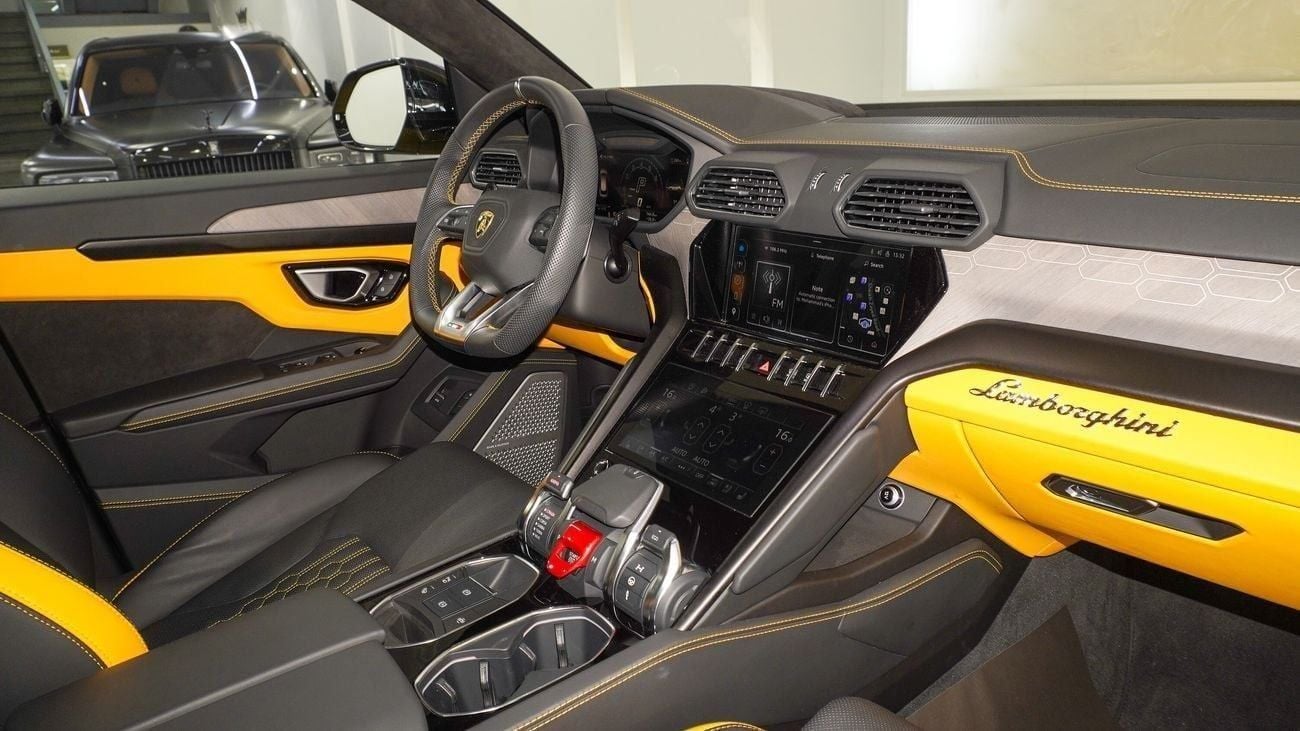 Lamborghini Urus LAMBORGHINI URUS 2024 GCC FULL OPTION UNDER WARRANTY AND CONTRACT SERVICE. IN EXCELLENT CONDITION