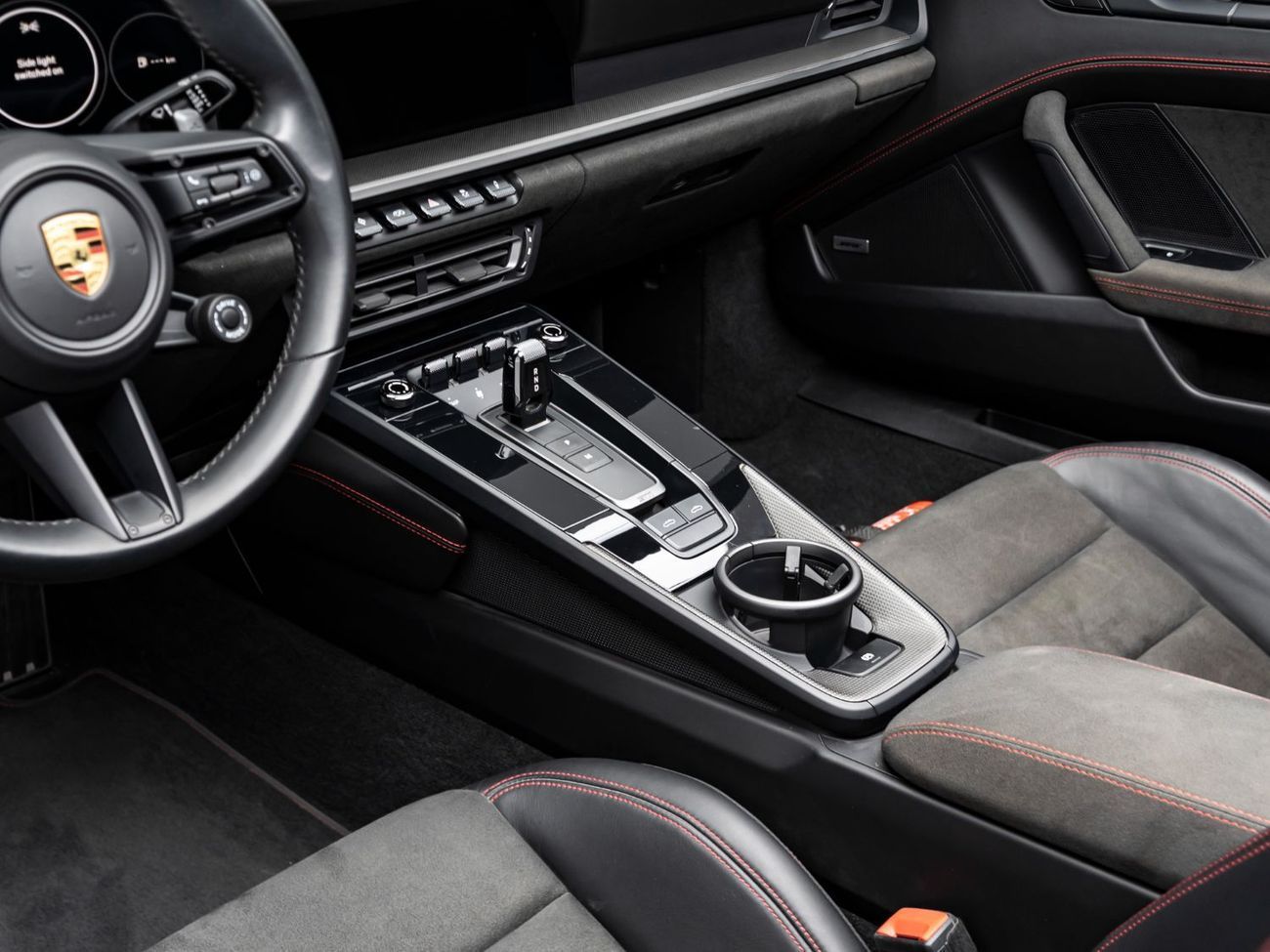 Porsche 911 Targa 4GTS 3.0L (450 HP)