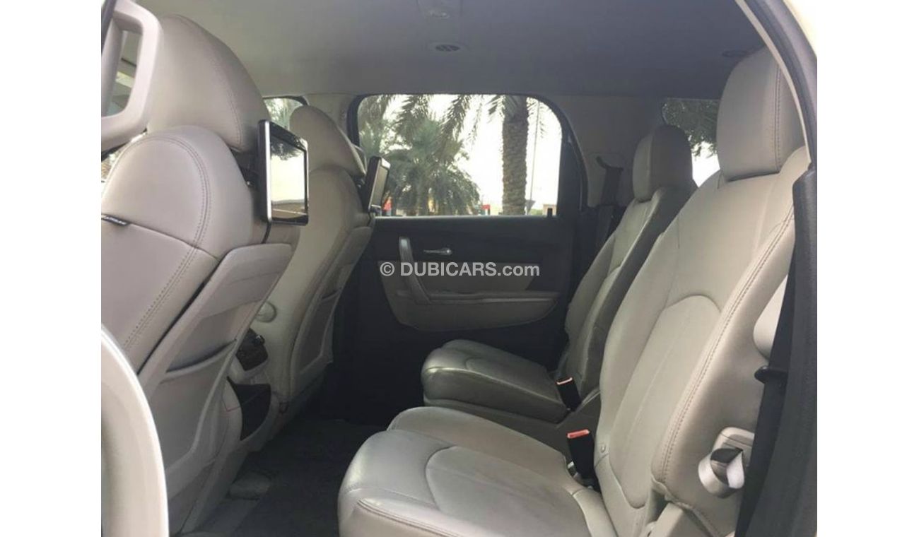 جي أم سي أكاديا GMC ACADIA - AWD - 2011 - FULL OPTION - GOOD CONDITION