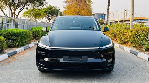 Tesla Model Y LONG RANGE AWD DUAL MOTOR 2025 GCC LOW MILEAGE WITH TESLA AGENCY WARRANTY & FULL SELF DRIVE ENHANCED AUTO PILOT