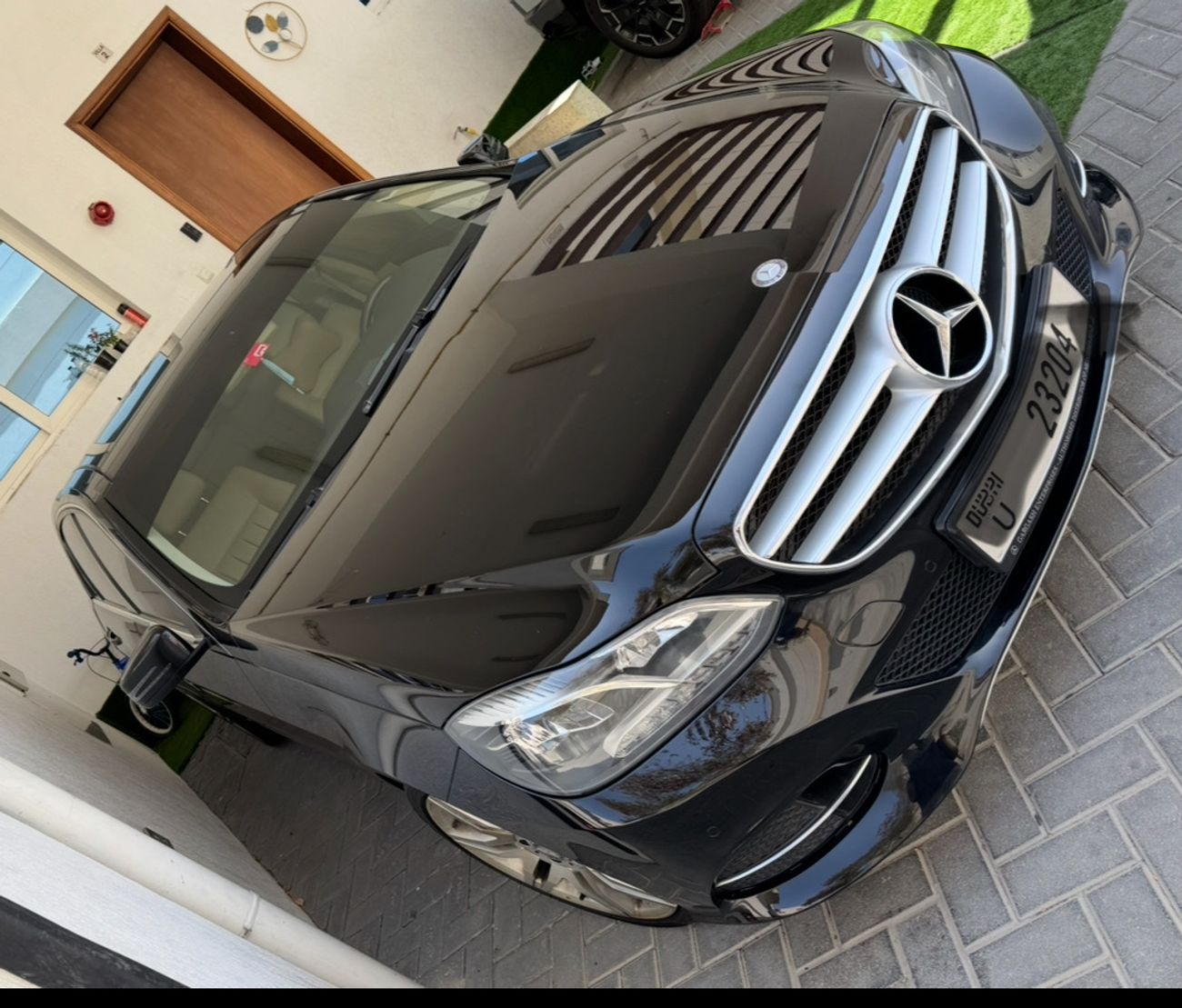 مرسيدس بنز E200