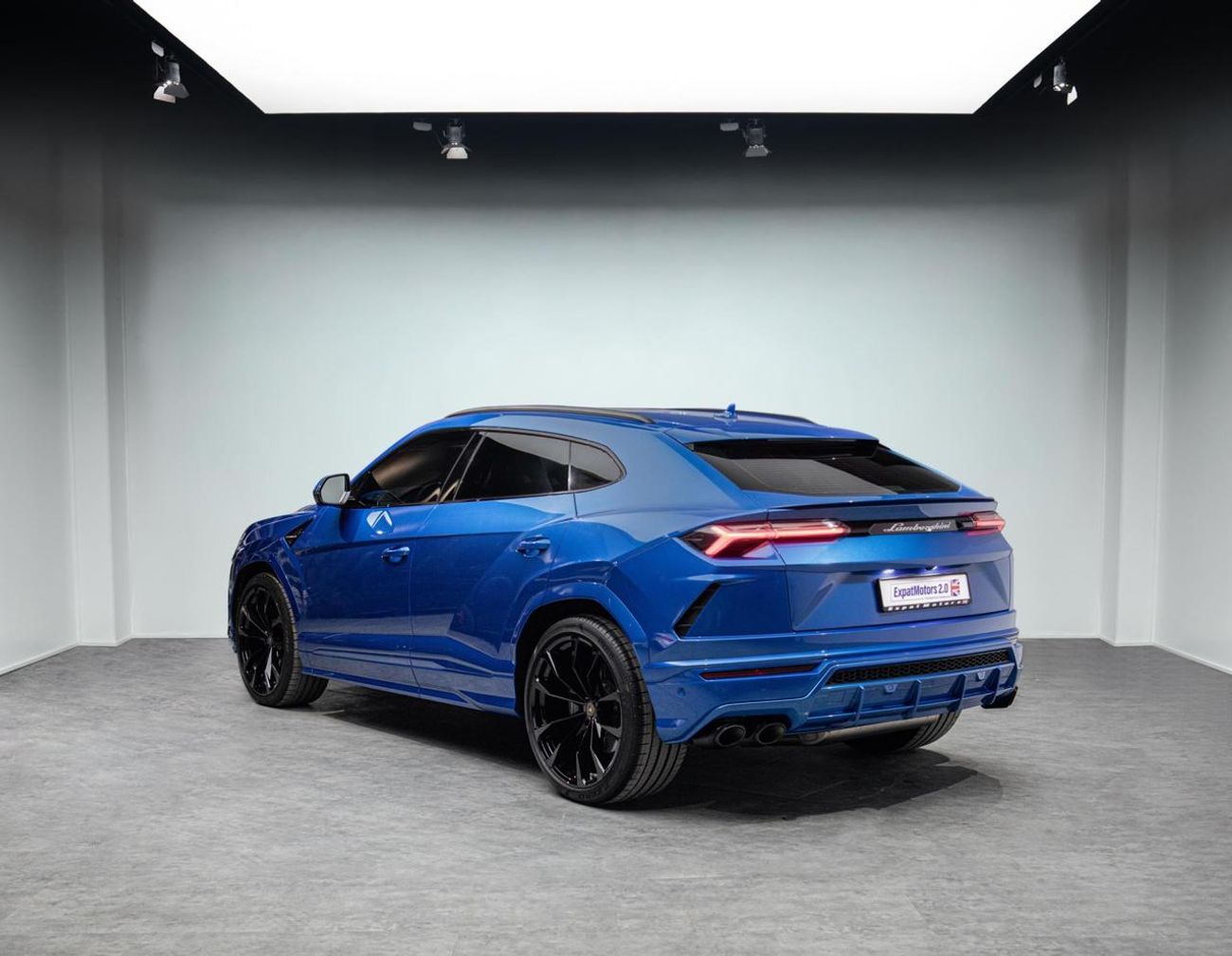 لامبورغيني اوروس STD 4.0T V8