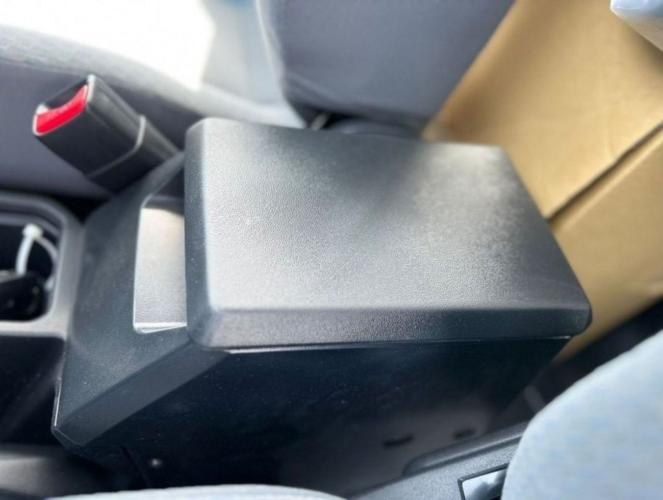 تويوتا لاند كروزر بيك آب Toyota Land Cruiser LC79 petrol model 2024