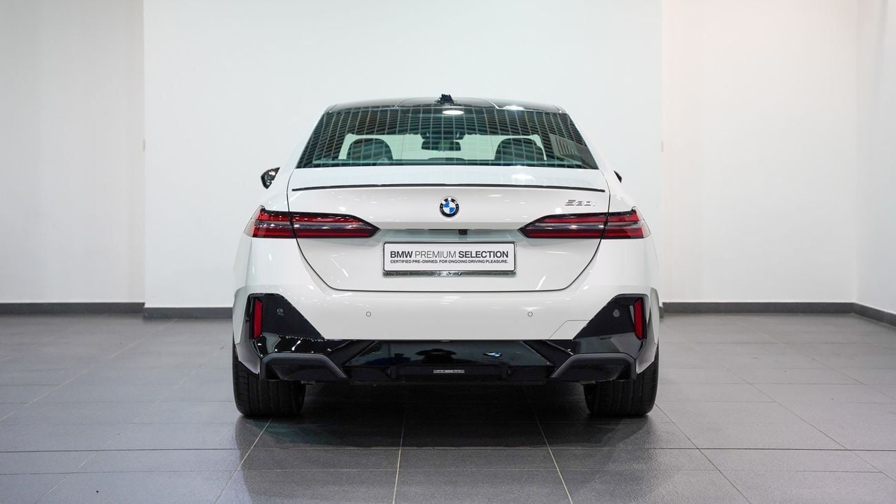 بي أم دبليو 530i