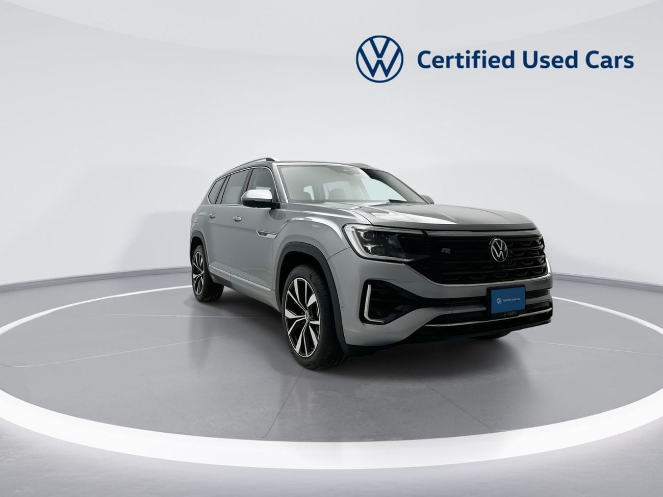 Volkswagen Teramont R-Line 3.6L R-Line 2.0L (Ref#38903) - 30,100 AED SAVINGS from New Car