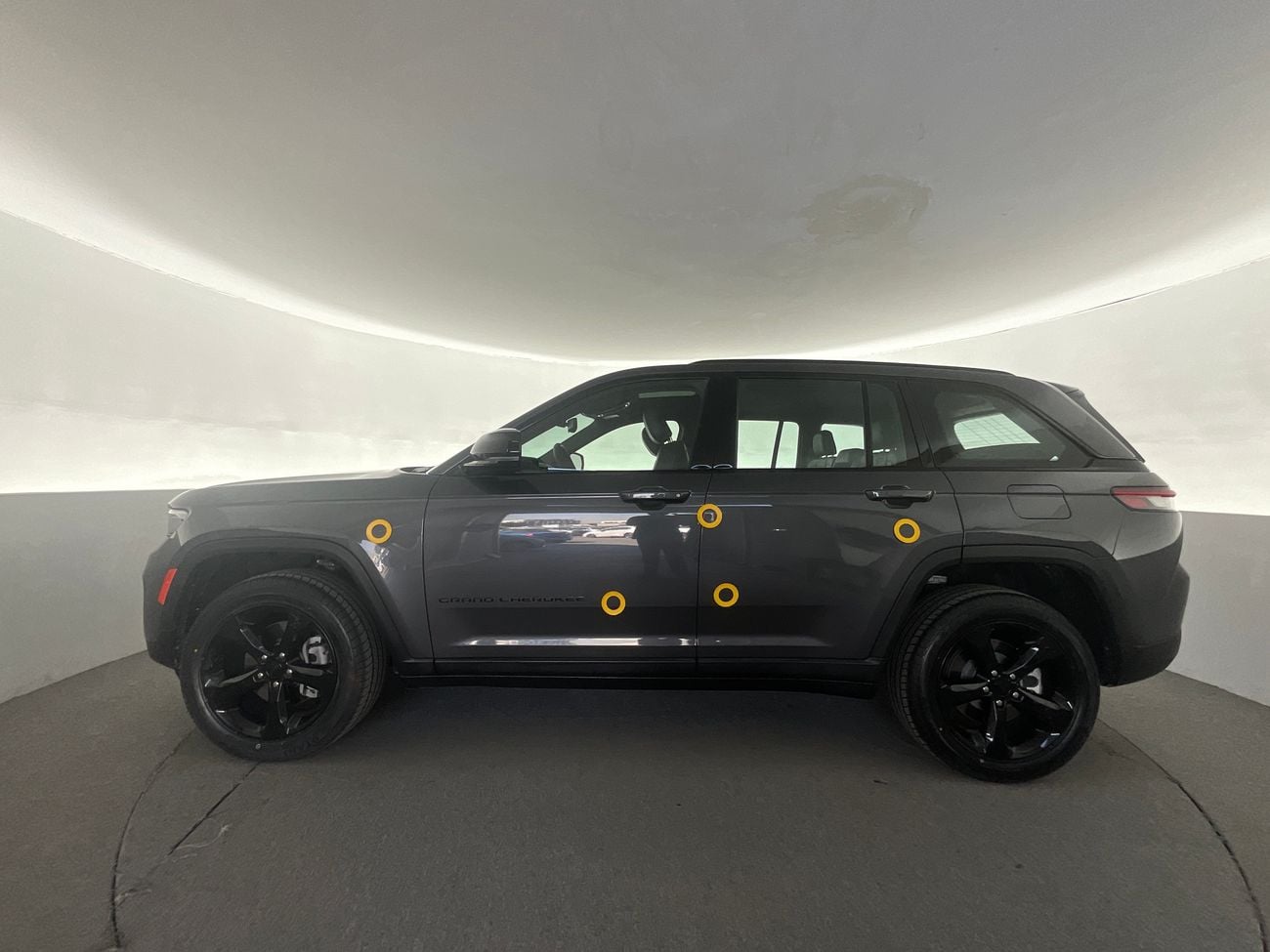 Jeep Grand Cherokee 3.6 L ALTITUDE 2 ROW 4WD AUTO | Guaranteed Warranty | 0 Down Payment