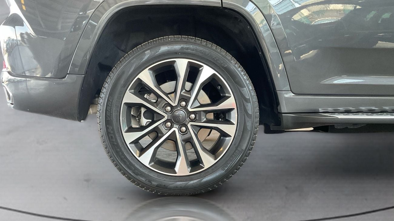Jeep Grand Cherokee OVERLAND | Guaranteed Warranty | 0 Down Payment
