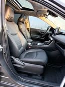 Toyota RAV4 XLE HEV Hybrid premium