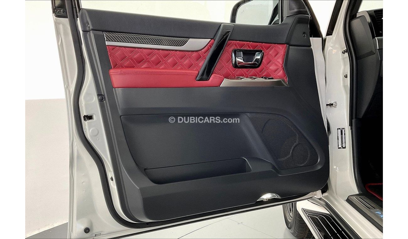 ميتسوبيشي باجيرو Signature Edition