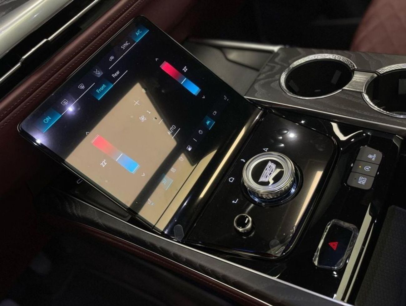 Cadillac Escalade Sport Platinum | 2025 | GCC Specs | Brand New | Agency Warranty & Service | Full Options