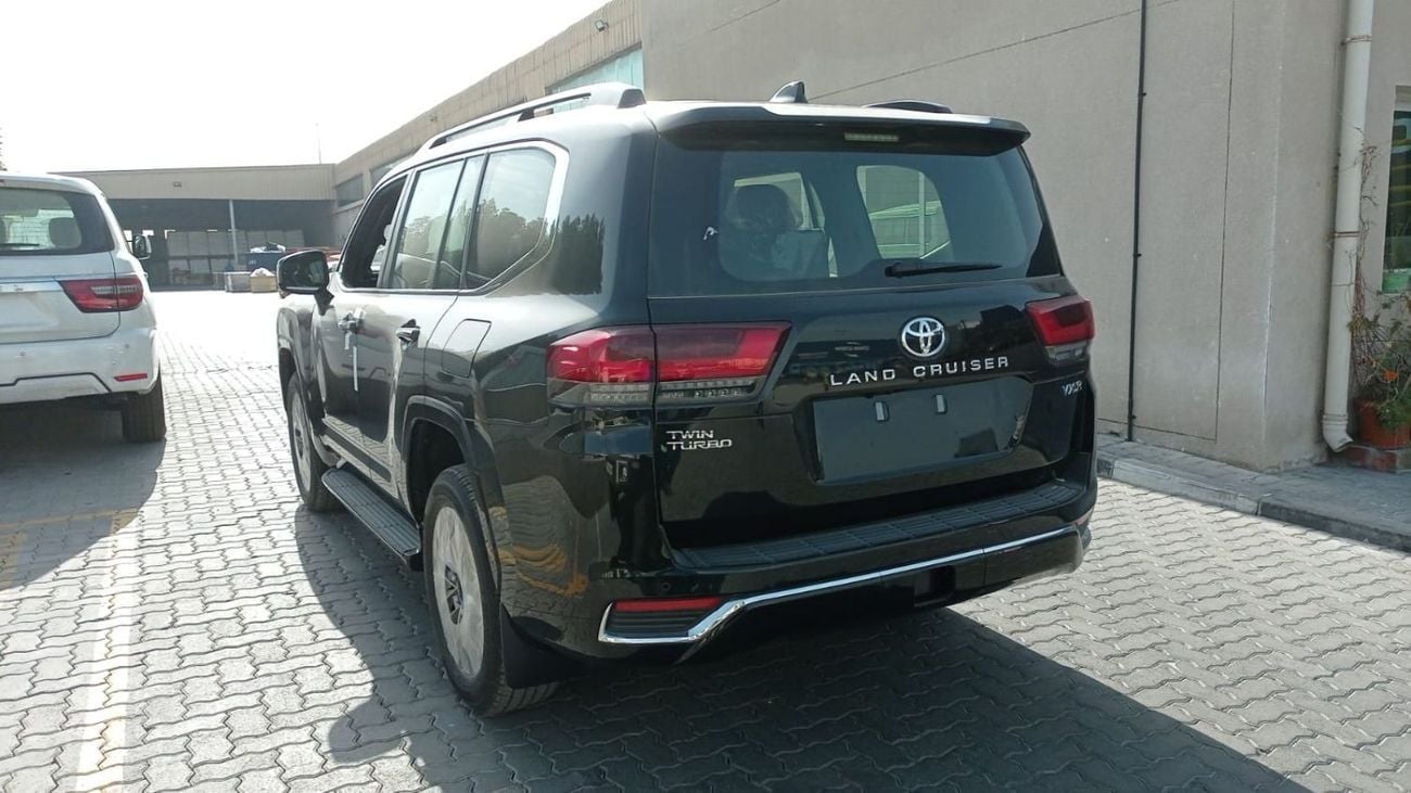 Toyota Land Cruiser VXR 3.5L