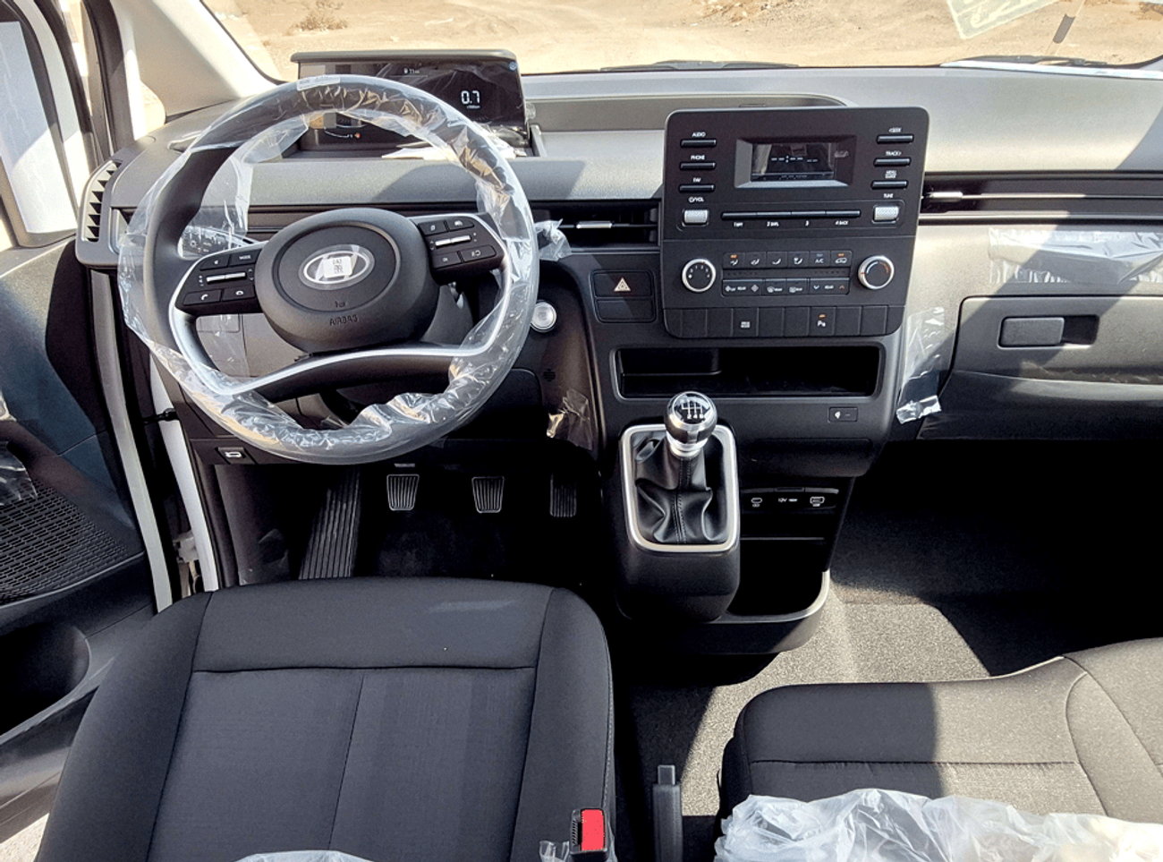 Hyundai Staria (US4)_11-SEATER COMFORT (D) M/T