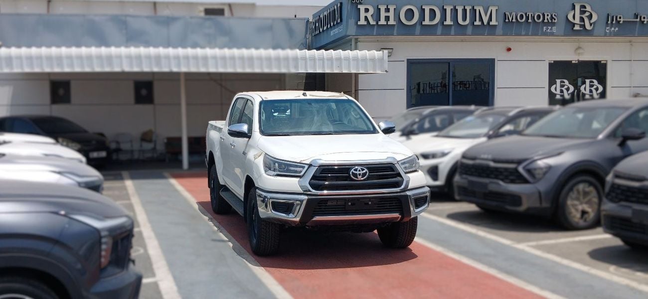 تويوتا هيلوكس 2.4L Diesel Manual 4X4 2026YM
