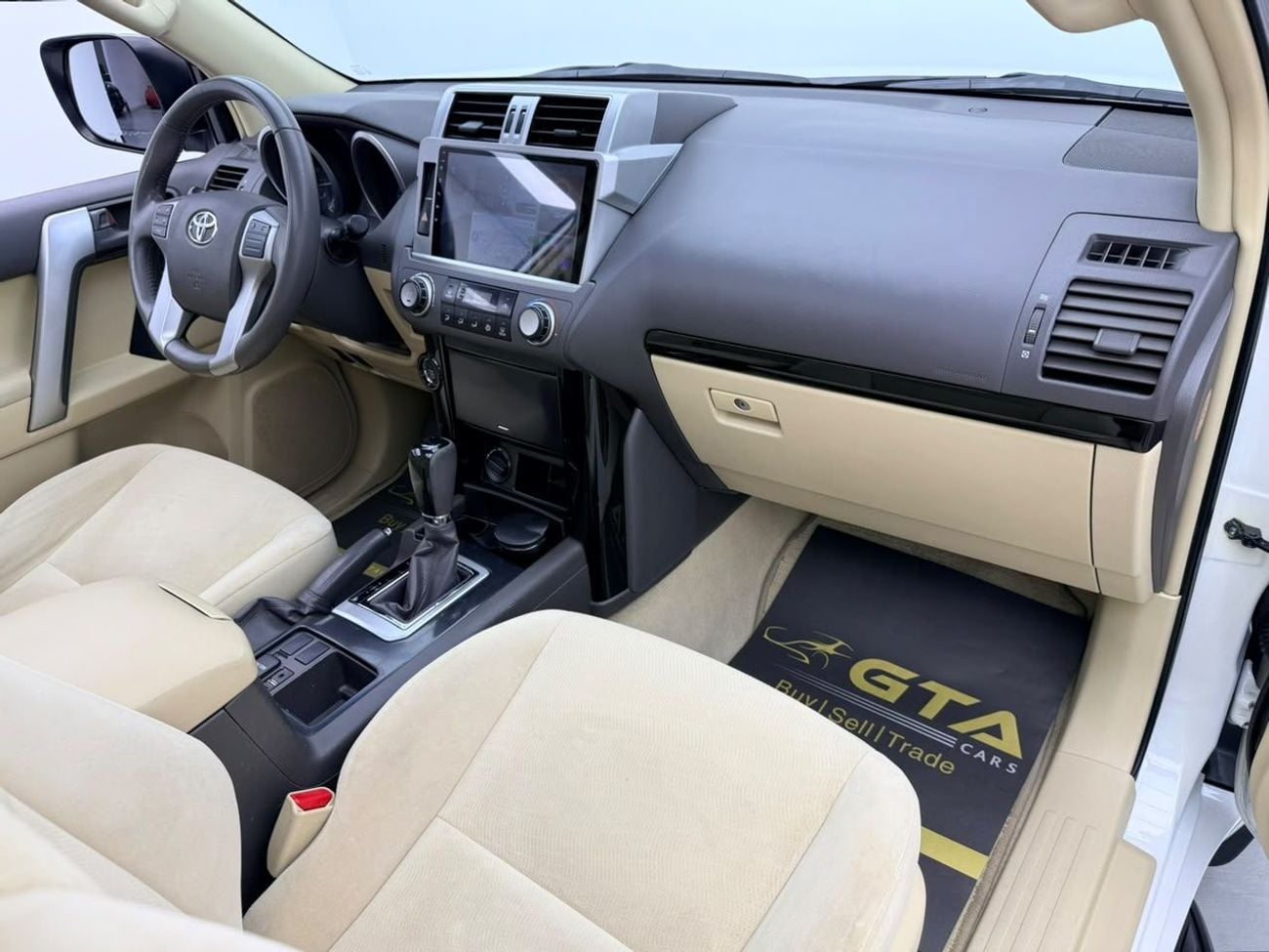 Toyota Prado GXR 2016 Toyota Prado GXR, Service History, Fully Loaded, Excellent Condition, GCC