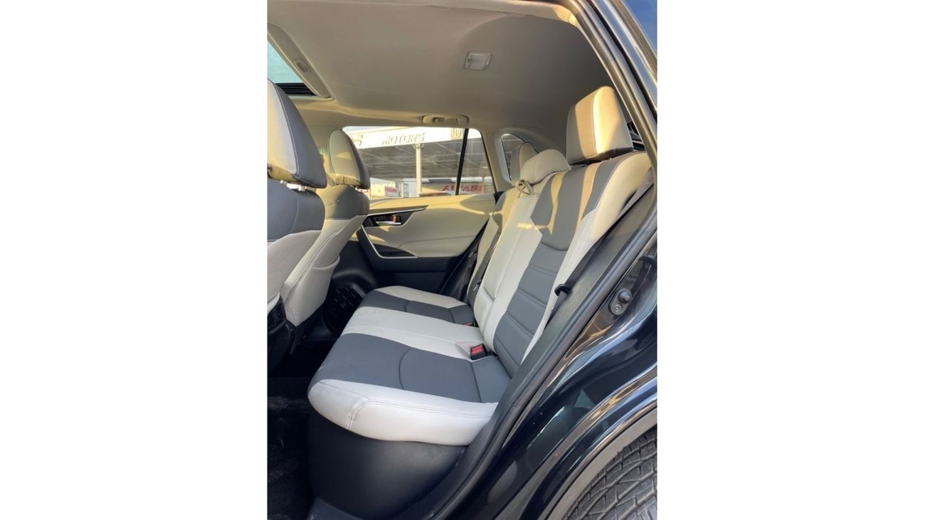 Toyota RAV4 2021 TOYOTA RAV4 XLE HYBRID FULL OPTIONS IMPORTED FROM USA