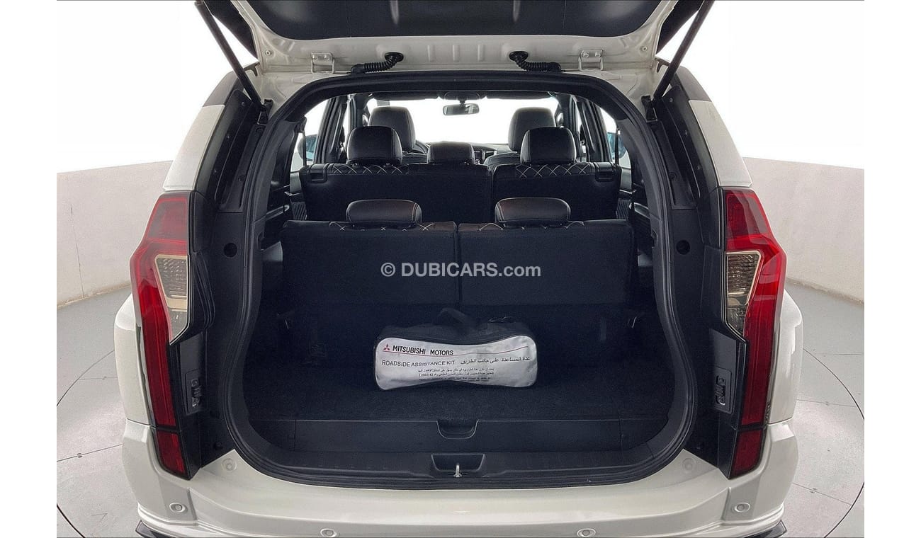 ميتسوبيشي مونتيرو Signature Edition