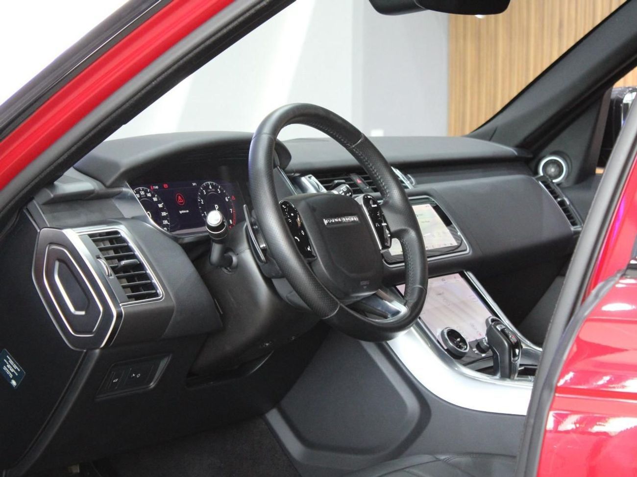 Land Rover Range Rover Sport - SE | GCC Specs