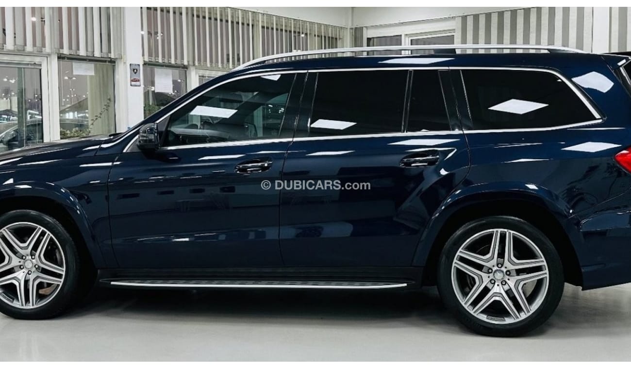 Mercedes-Benz GL 500 Std GCC .. FSH .. Original Paint … Top Range … Perfect Condition