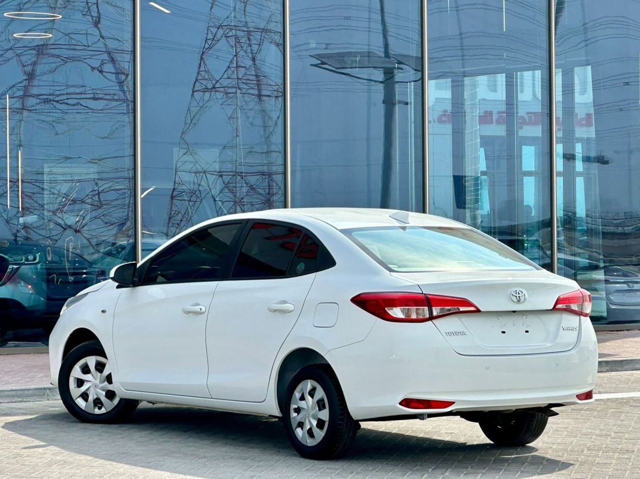 Toyota Yaris 1.5L G 525-Monthly l GCC l Cruise, Camera, GPS l Accident Free